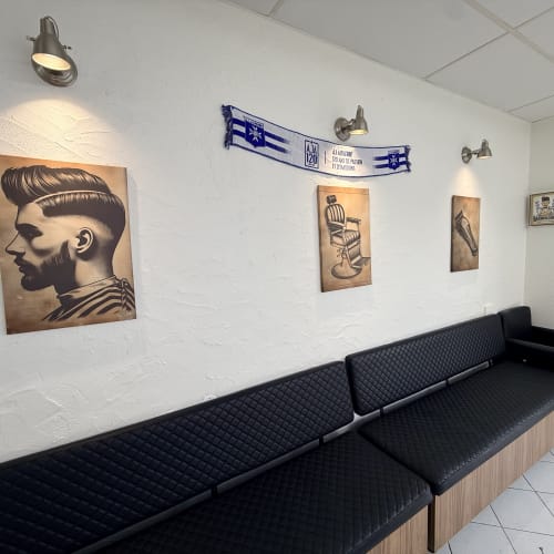 COIFFEUR BARBER SHOP 89 / À Côté SOS Médecin - Coiffure Auxerre - COIFFEUR BARBER SHOP 89 / À Côté SOS Médecin - Photo Galerie - OneBooking