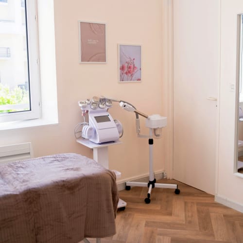 Pretty DK - Onglerie Orléans - Pretty DK - Photo Galerie - OneBooking