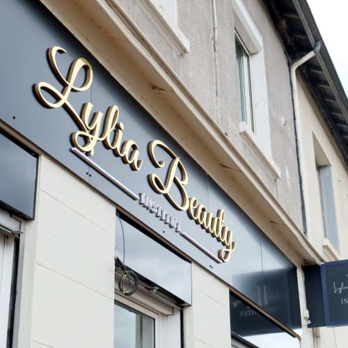Lylia Beauty - Sourcils & cils Saint-Priest - Lylia Beauty - Photo Galerie - OneBooking