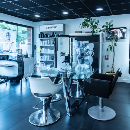 Salon REVELATION - Coiffure Toulouse - Salon REVELATION - Photo Galerie - OneBooking