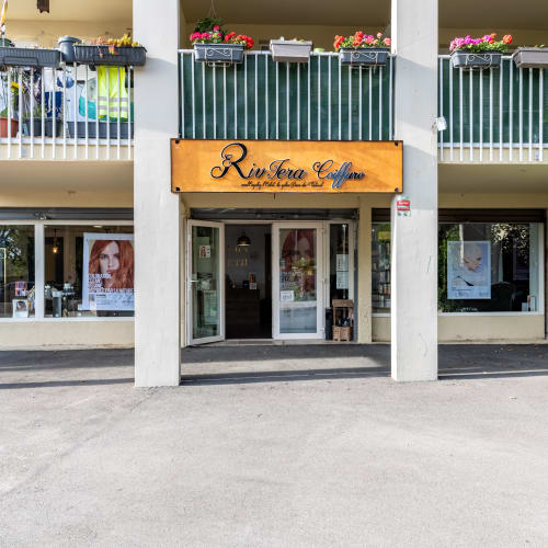 Riviera Coiffure Barber - Coiffure Vitrolles - Riviera Coiffure Barber - Photo Galerie - OneBooking