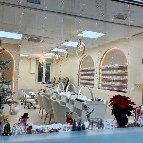 Manicherie - Onglerie Rueil-Malmaison - Manicherie - Photo Galerie - OneBooking