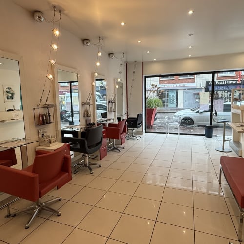 NB Coiff - Coiffure Elbeuf - NB Coiff - Photo Galerie - OneBooking