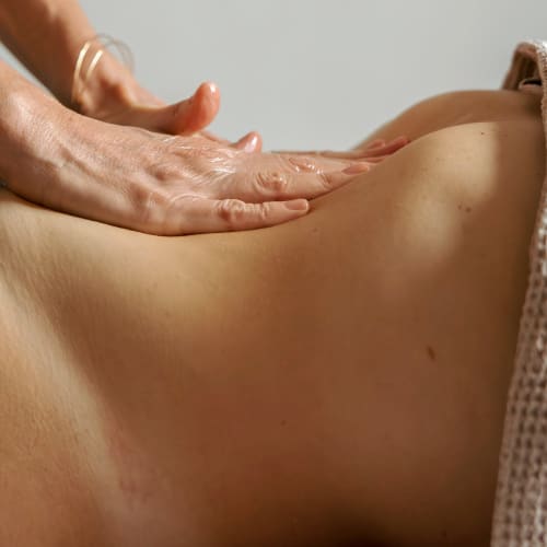 Camille Beauvais - Massage Paris - Camille Beauvais - Photo Galerie - OneBooking