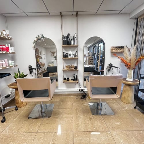Salon by Medes Hair - Coiffure Marignane - Salon by Medes Hair - Photo Galerie - OneBooking