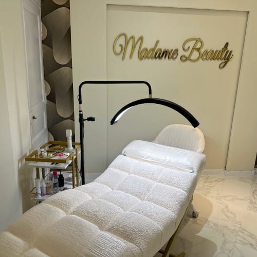 Madame Beauty - Sourcils & cils Laval - Madame Beauty - Photo Galerie - OneBooking