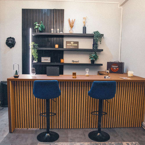 Milton Layon - Barbier Paris - Milton Layon - Photo Galerie - OneBooking