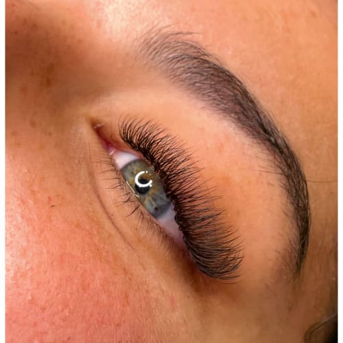 By Ali Beauty Studio - Sourcils & cils Cagnes-sur-Mer - By Ali Beauty Studio - Photo Galerie - OneBooking