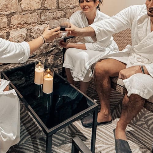Spa Privatif, Jacuzzi & Karaoké | Spaddict - Spa Paris - Spa Privatif, Jacuzzi & Karaoké | Spaddict - Photo Galerie - OneBooking