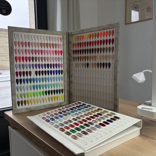Feather Nail’s & M’beauty Nail’s - Onglerie Coutances - Feather Nail’s & M’beauty Nail’s - Photo Galerie - OneBooking