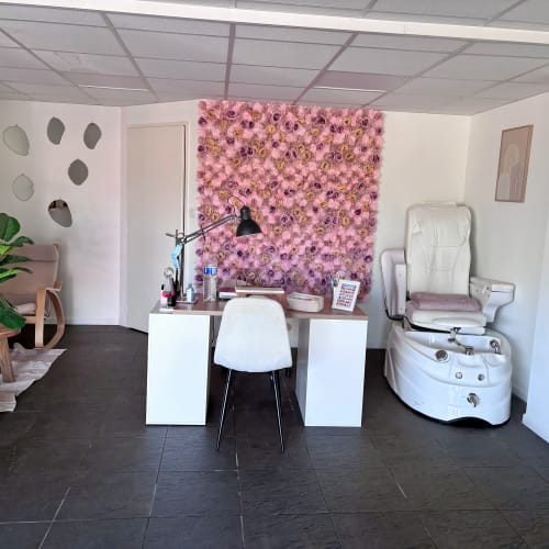 Les Ciseaux d'Alycia & Nails by Laura - Coiffure Val de Virvée - Les Ciseaux d'Alycia & Nails by Laura - Photo Galerie - OneBooking