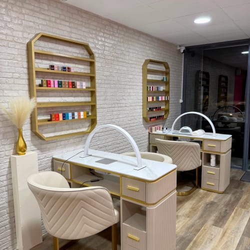 Lazoya - Onglerie La Rochelle - Lazoya - Photo Galerie - OneBooking