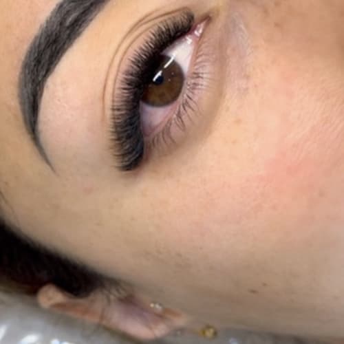 Hïra the beauty bar - Sourcils & cils Nice - Hïra the beauty bar - Photo Galerie - OneBooking
