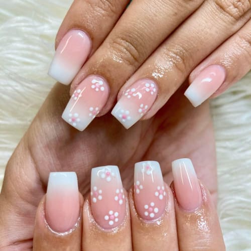 Bang Nails - Rondelet - Onglerie Montpellier - Bang Nails - Rondelet - Photo Galerie - OneBooking