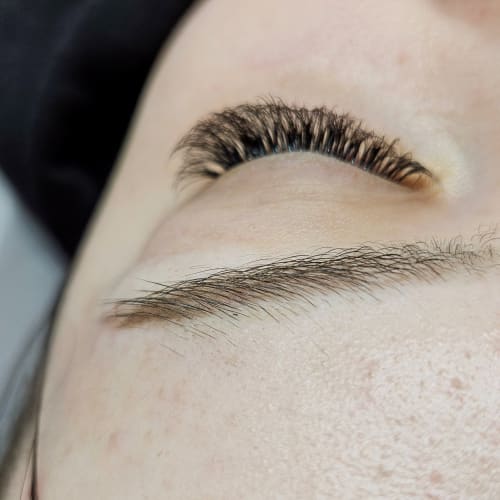 Beewomanly Brow & Lashes - Institut de beauté Lyon - Beewomanly Brow & Lashes - Photo Galerie - OneBooking