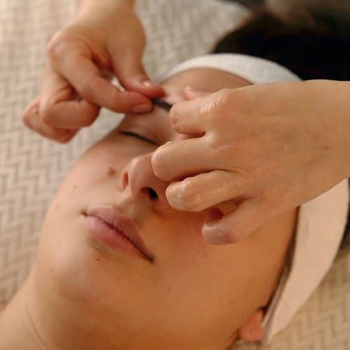 Elodie Galimard Facialiste - Institut de beauté Dijon - Elodie Galimard Facialiste - Photo Galerie - OneBooking