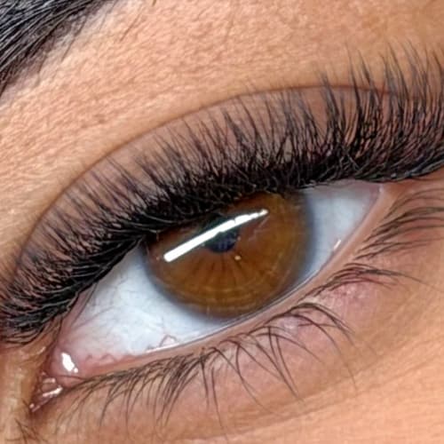 Nessi Lash - Sourcils & cils Roubaix - Nessi Lash - Photo Galerie - OneBooking