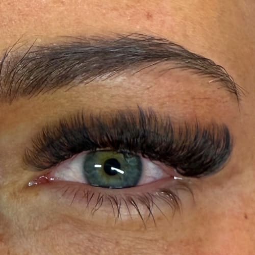 Nawlashbrow - Épilation Saint-Cyr-l'École - Nawlashbrow - Photo Galerie - OneBooking