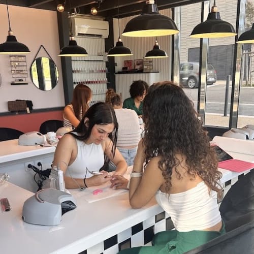 Nails & Cocktails - Onglerie Montpellier - Nails & Cocktails - Photo Galerie - OneBooking