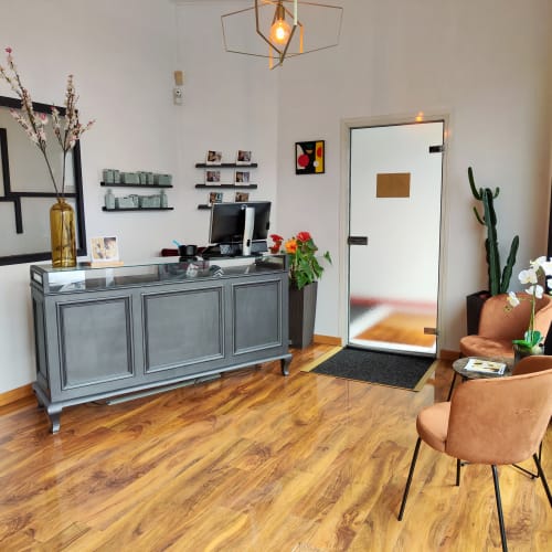 Maison Aglaïa - Spa capillaire - Sourcils & cils Bayonne - Maison Aglaïa - Spa capillaire - Photo Galerie - OneBooking