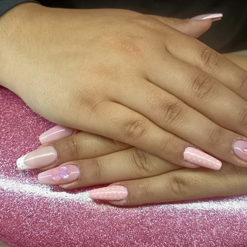 Nails & Beauté - Onglerie Clermont-Ferrand - Nails & Beauté - Photo Galerie - OneBooking