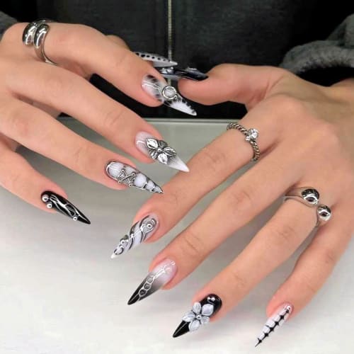 MY NAILS - Onglerie Canet-en-Roussillon - MY NAILS - Photo Galerie - OneBooking