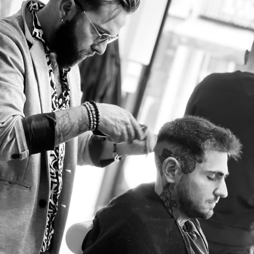 STUDIO DAVID Coiffeur femme créateur et coloriste - Coiffeur homme et barbier - Coiffure Le Grau-du-Roi - STUDIO DAVID Coiffeur femme créateur et coloriste - Coiffeur homme et barbier - Photo Galerie - OneBooking