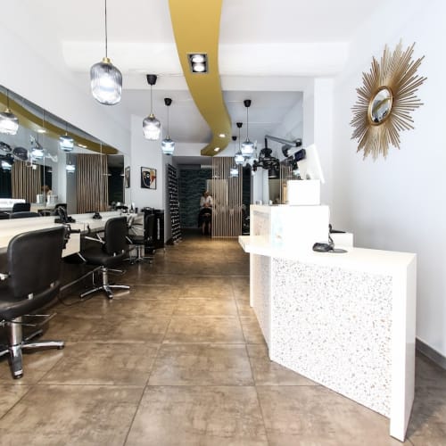 Alizé Création Pythéas - Coiffure Marseille - Alizé Création Pythéas - Photo Galerie - OneBooking