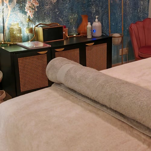 Kobido - Drainage lymphatique - Soins énergétiques - Massage holistique- Mind Body - Institut de beauté Marseille - Kobido - Drainage lymphatique - Soins énergétiques - Massage holistique- Mind Body - Photo Galerie - OneBooking