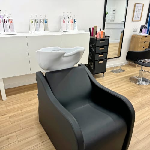 Maison Julie - Coiffure Narbonne - Maison Julie - Photo Galerie - OneBooking