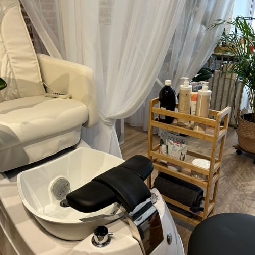 Louise Nail Spa - Institut de beauté Toulouse - Louise Nail Spa - Photo Galerie - OneBooking