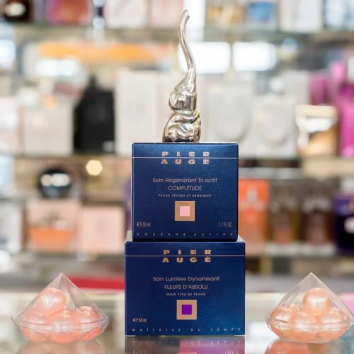 Parfums Beauté - Sourcils & cils Issy-les-Moulineaux - Parfums Beauté - Photo Galerie - OneBooking