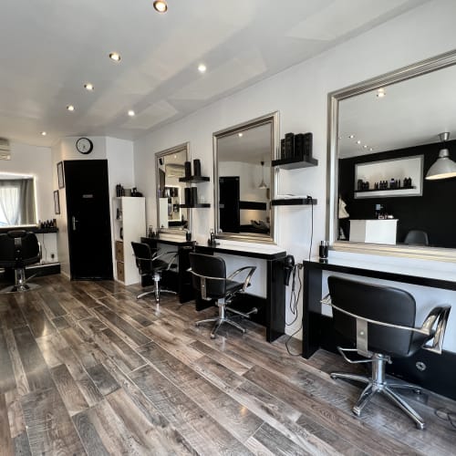 Temps d’M - Coiffure Milhaud - Temps d’M - Photo Galerie - OneBooking