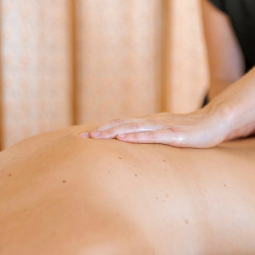 Skora - Reflexologie - Soins visage - Kobido - Massages - Pour toute la famille - Institut de beauté Coutances - Skora - Reflexologie - Soins visage - Kobido - Massages - Pour toute la famille - Photo Galerie - OneBooking