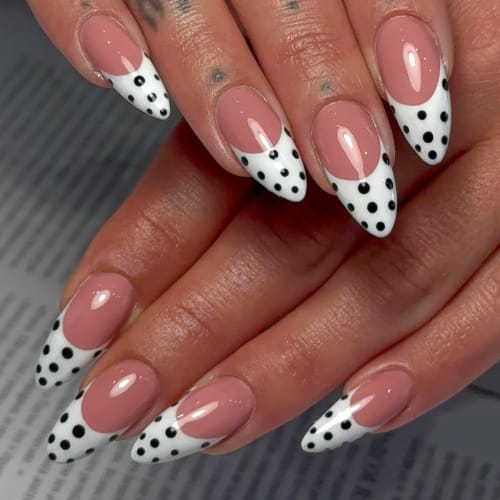 Belles des ongles - Onglerie Cannes - Belles des ongles - Photo Galerie - OneBooking