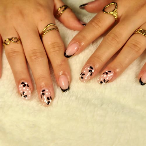 MELI NAILS - Onglerie Sendets - MELI NAILS - Photo Galerie - OneBooking