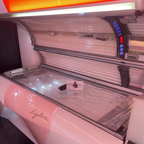 SUNsquare - Bronzage - Institut de beauté Saint-Étienne - SUNsquare - Bronzage - Photo Galerie - OneBooking