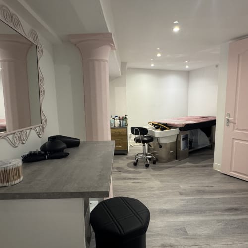 Hannah Nails & Cils - Institut de beauté Marseille - Hannah Nails & Cils - Photo Galerie - OneBooking