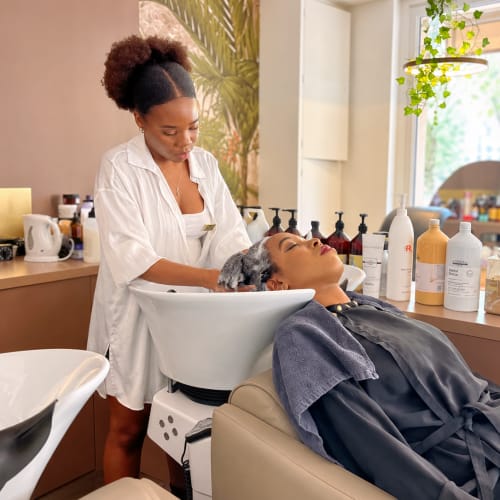 Lasydoremi Experte cheveux bouclés, frisés et crépus - Coiffure Lyon - Lasydoremi Experte cheveux bouclés, frisés et crépus - Photo Galerie - OneBooking