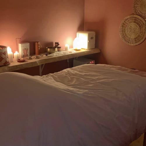 Maison Venus - Rituels sensoriels ( massages visage et corps) - Sourcils & cils Nice - Maison Venus - Rituels sensoriels ( massages visage et corps) - Photo Galerie - OneBooking