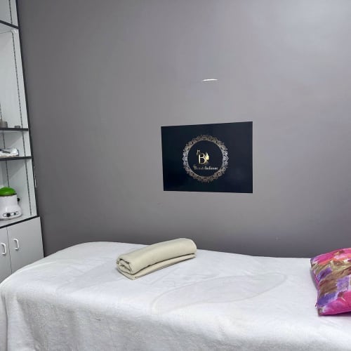 BEAUTE INDIENNE - Onglerie Annecy - BEAUTE INDIENNE - Photo Galerie - OneBooking