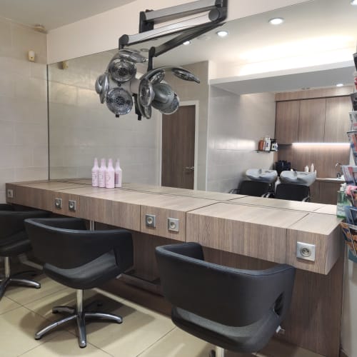 Nara Kehinian - Coiffure Villeurbanne - Nara Kehinian - Photo Galerie - OneBooking