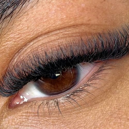 Nessi Lash - Sourcils & cils Roubaix - Nessi Lash - Photo Galerie - OneBooking