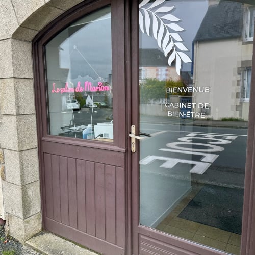 Le salon de Marion - Onglerie Pont-l'Abbé - Le salon de Marion - Photo Galerie - OneBooking