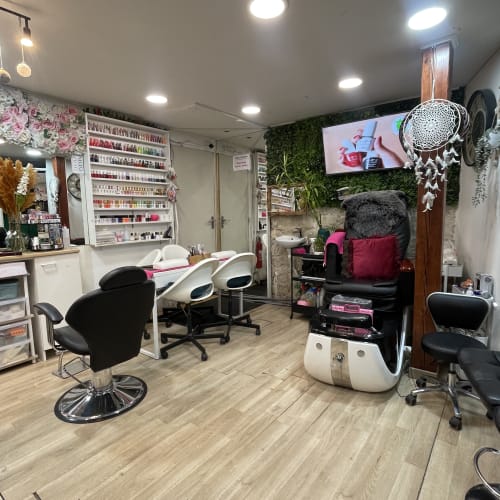 Reine Indienne - Sourcils & cils Villejuif - Reine Indienne - Photo Galerie - OneBooking
