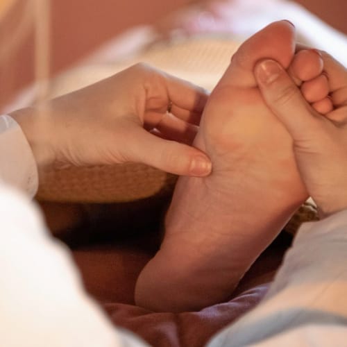 Skora - Reflexologie - Soins visage - Kobido - Massages - Pour toute la famille - Institut de beauté Coutances - Skora - Reflexologie - Soins visage - Kobido - Massages - Pour toute la famille - Photo Galerie - OneBooking