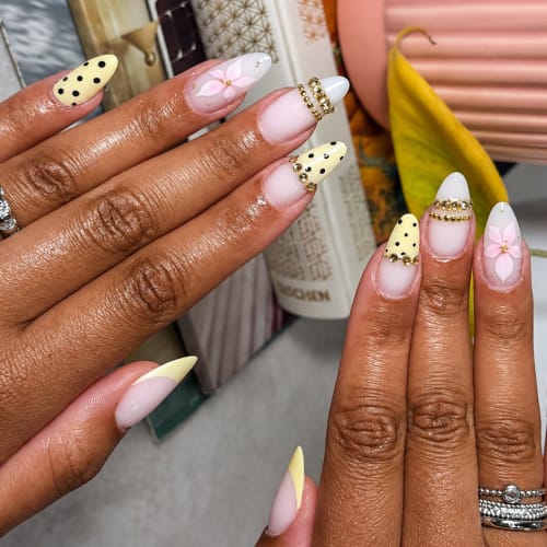 ADORE YOUR NAILS - Onglerie Strasbourg - ADORE YOUR NAILS - Photo Galerie - OneBooking