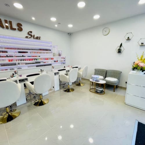 Nails Star - Sourcils & cils Neuilly-sur-Seine - Nails Star - Photo Galerie - OneBooking