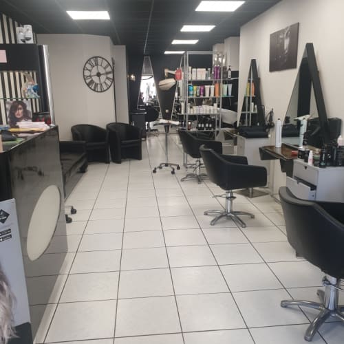 Sup Hair Coiffure - Coiffure Brignoles - Sup Hair Coiffure - Photo Galerie - OneBooking