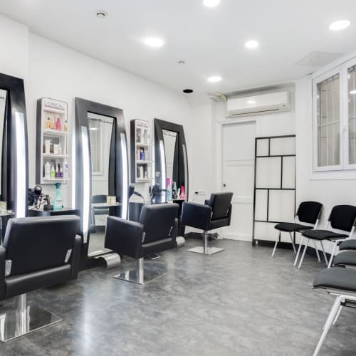 YG - L’atelier des coloristes - Coiffure Colombes - YG - L’atelier des coloristes - Photo Galerie - OneBooking